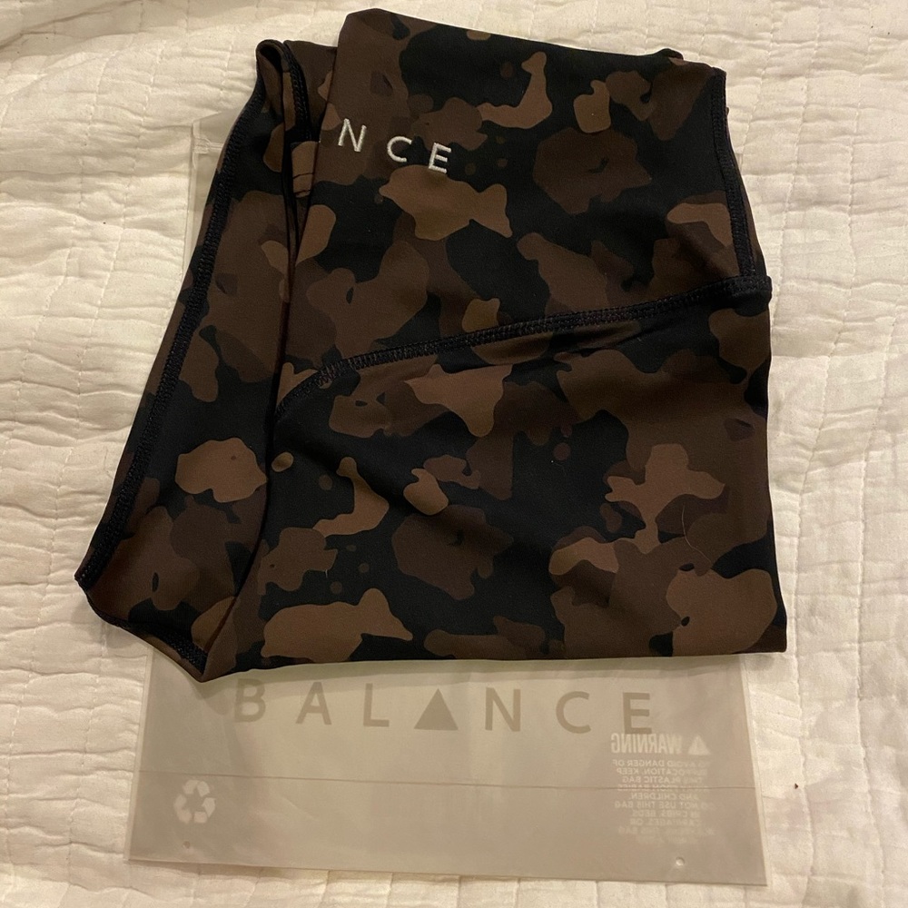 Balance Athletica The Ascend Pant - Bootcamp Med